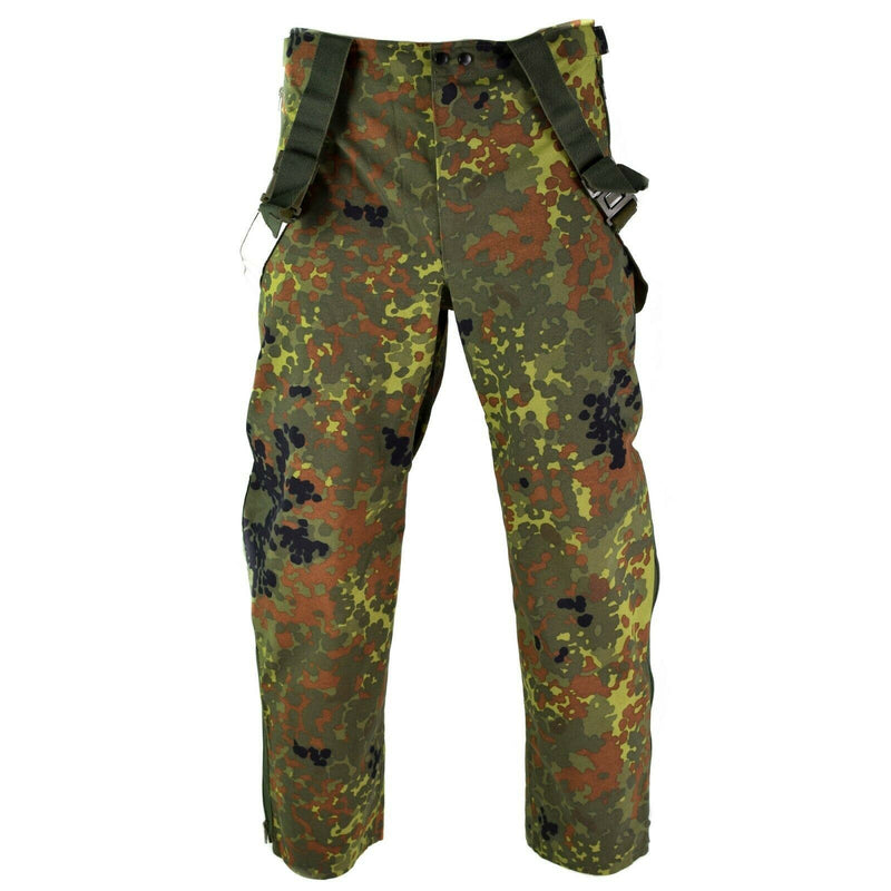 Pantaloni dell'esercito tedesco originale Goretex Bib N Brace Flecktarn Pants Rain complessivo