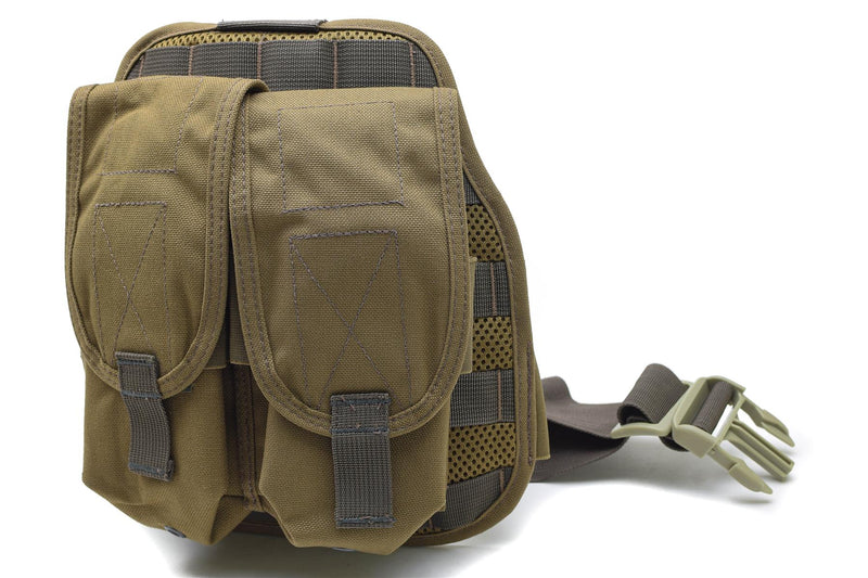 Piattaforma di gamba militare olandese originale Nylon Coyote MOLLE 2 PAUCHE MAGAZINE