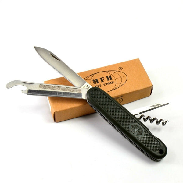 Pocket Knife with corkscrew